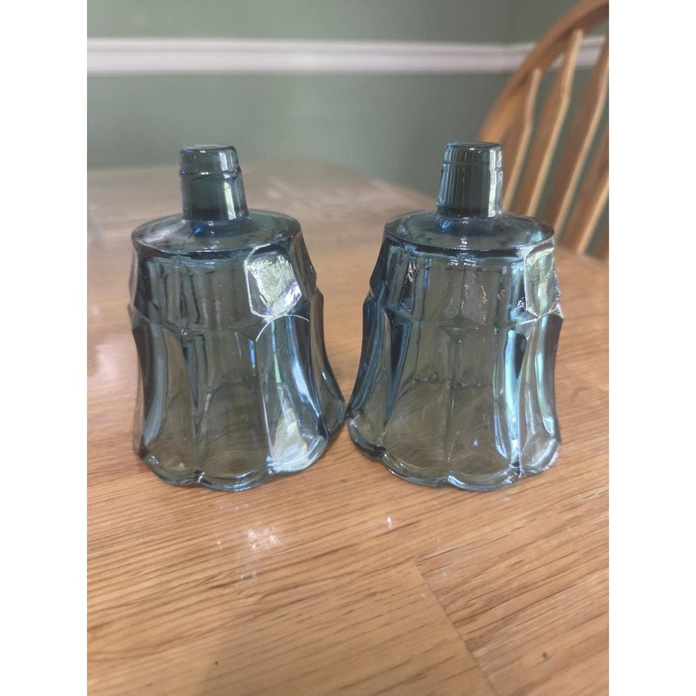 HOMCO 2 Starlight Blue Tulip PEG Votive Cup Candle Holders
